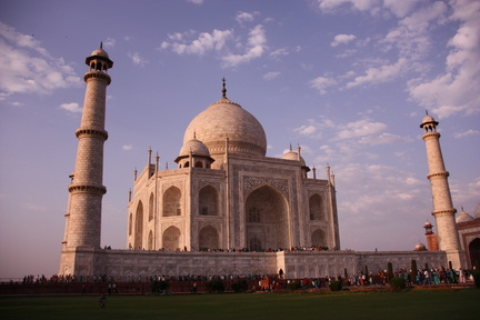 2013-03-28 Taj Mahal W34