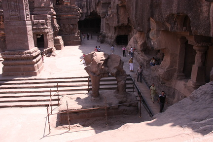 2013-04-01 Ellora Caves W173