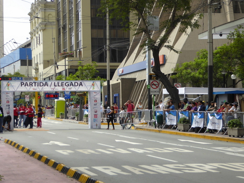 2017-05-13_Lima_02_Marathon_1.JPG