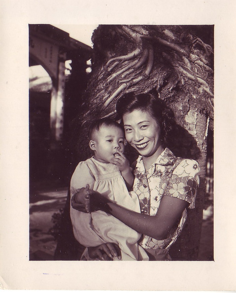 1949-11-07_SUNG_Childhood_Photos.jpg