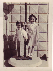 SUNG Childhood Photos 110