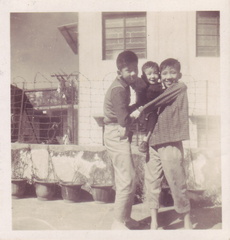 SUNG Childhood Photos 120